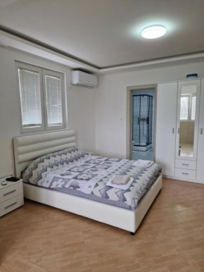 Apartman Tološi